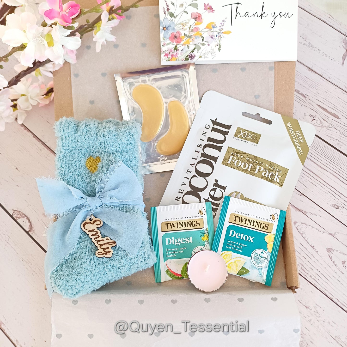 Personalized Spa Gift Box: Fluffy Socks, Tea, Face Mask, Birthday Pamper