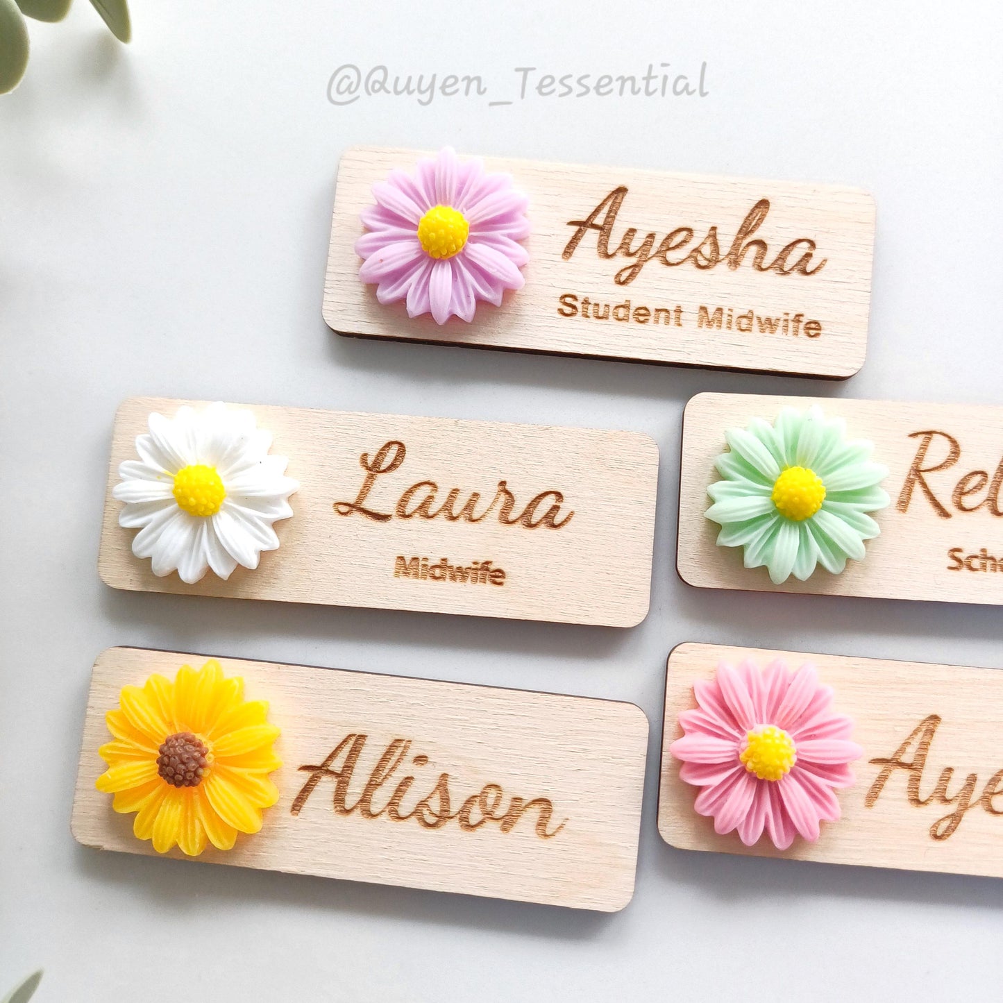 3D Daisy Wooden Name Badge: Custom Teacher, Nurse, Doctor Gift
