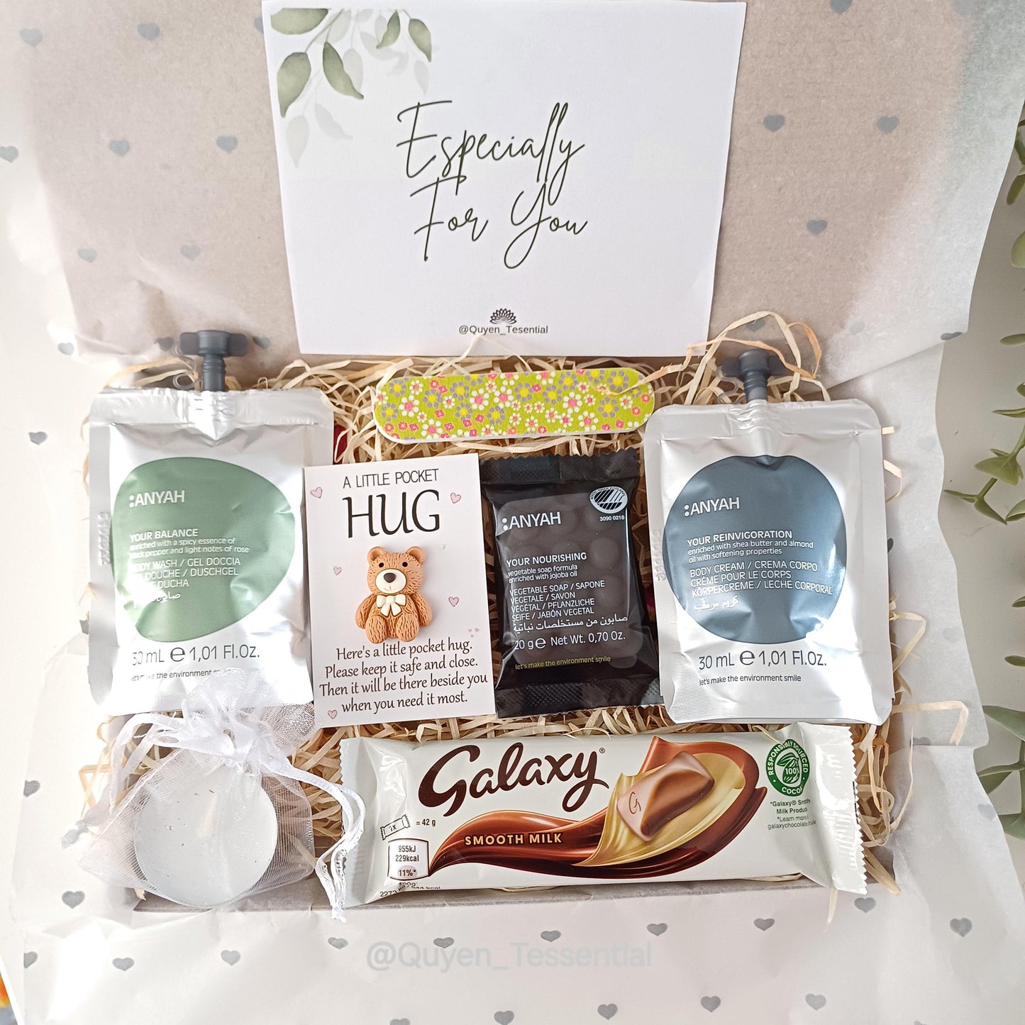 Mini self care gift box: anyah eco spa kit & pocket hug