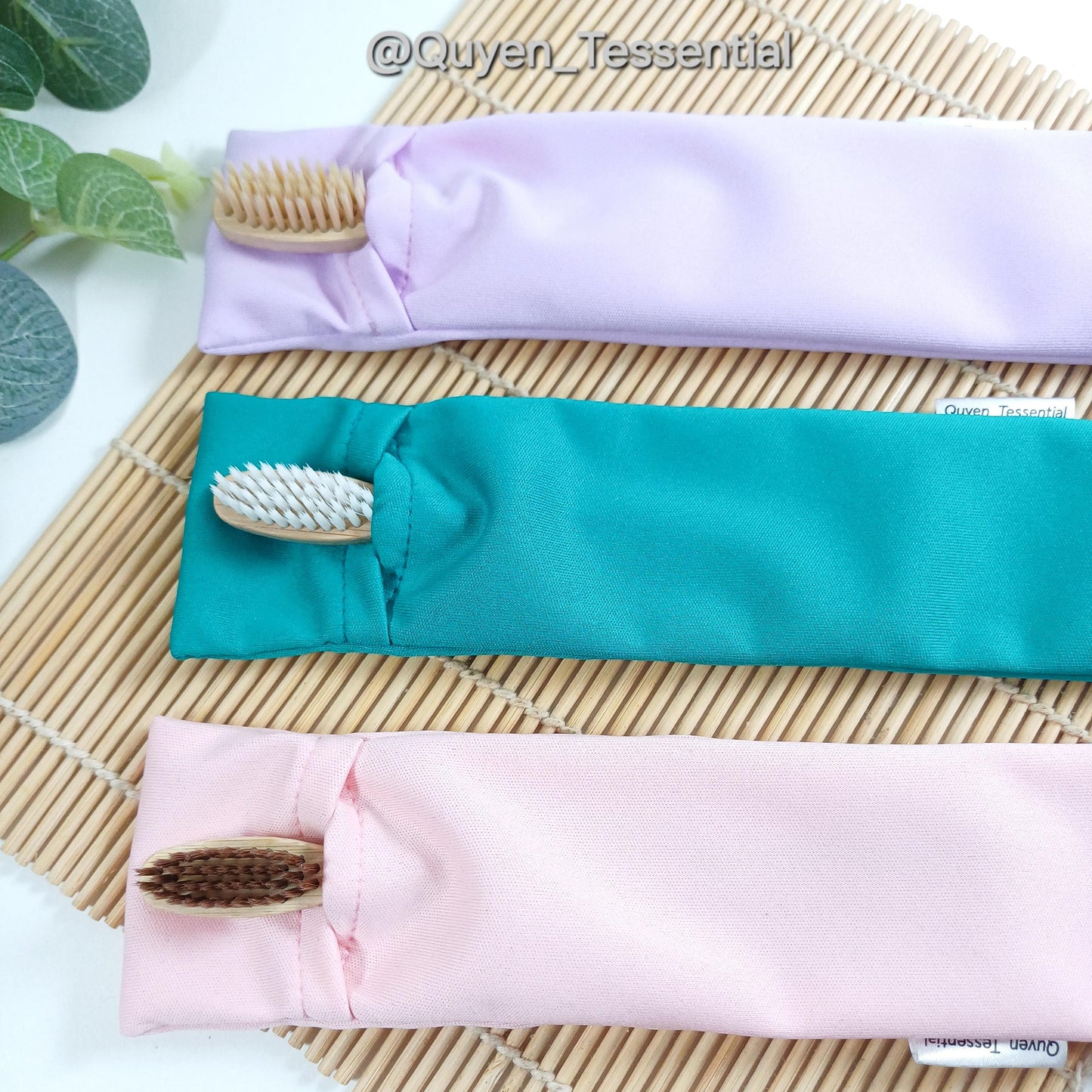 Reusable Waterproof Toothbrush Holder – Sustainable Travel Pouch