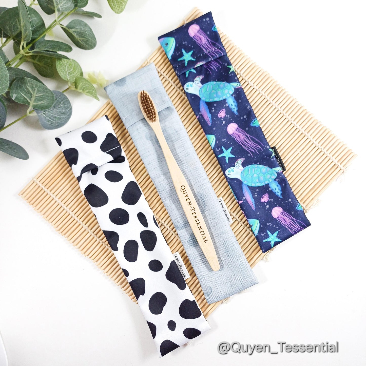 Reusable Waterproof Toothbrush Holder – Sustainable Travel Pouch